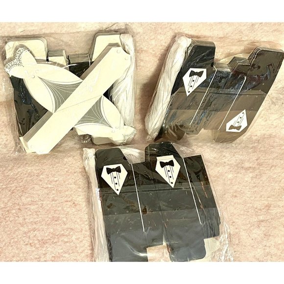 Bride and Groom Wedding Favor Gift Boxes 100 Count Per Pack 4”x2.5” Assembly Req - Picture 2 of 5